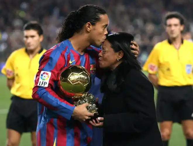 护体育明星 护体育明星